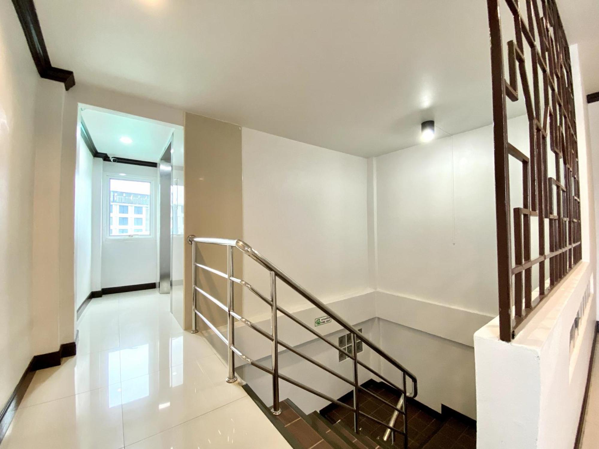 Sunray Beach Hotel Patong Exterior photo